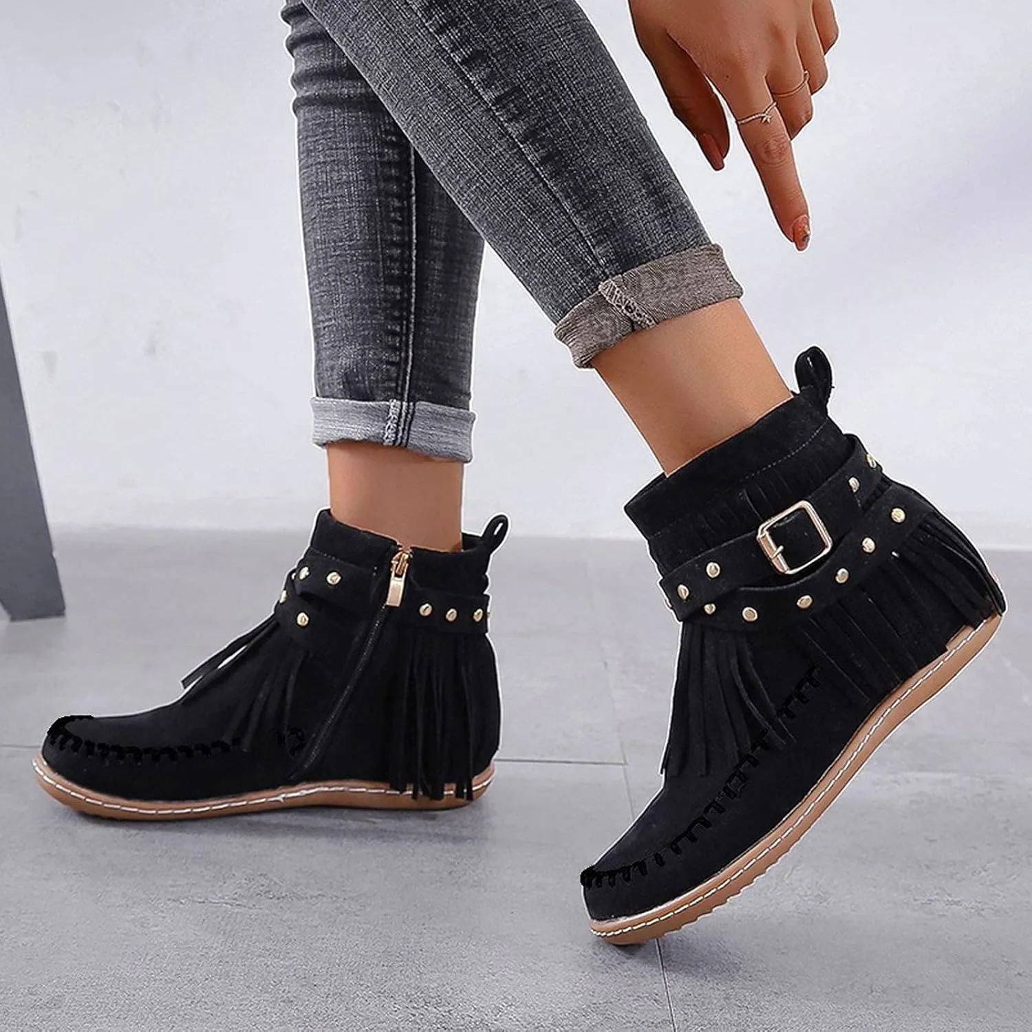 Ankle Boots for Women Classic Suede Fringe Boots with Zipper Fashion Round Toe Flats Booties Pull On Short Boots