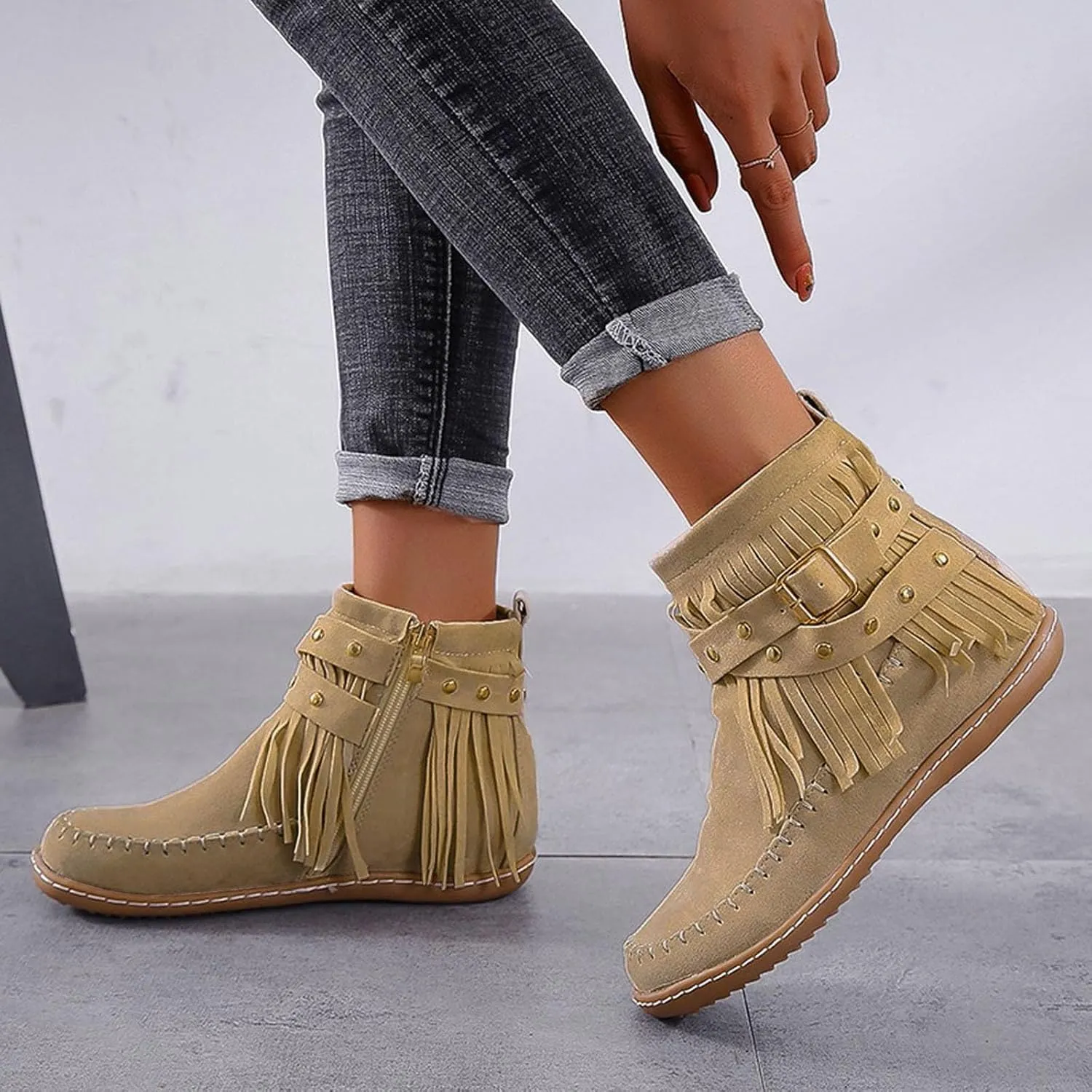 Ankle Boots for Women Classic Suede Fringe Boots with Zipper Fashion Round Toe Flats Booties Pull On Short Boots