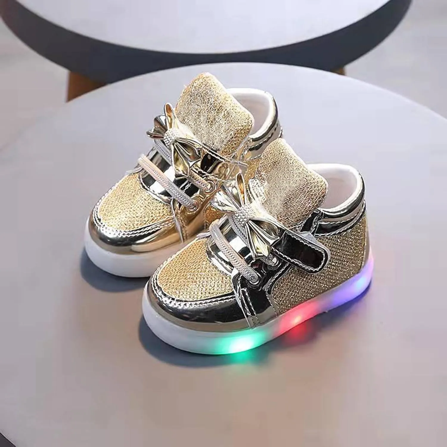 Baby Infant Gold Glitter Lights up Sneakers Hook Loop Flat Non Slip Walking Sport Shoes Toddler Newborn Casual Sneakers
