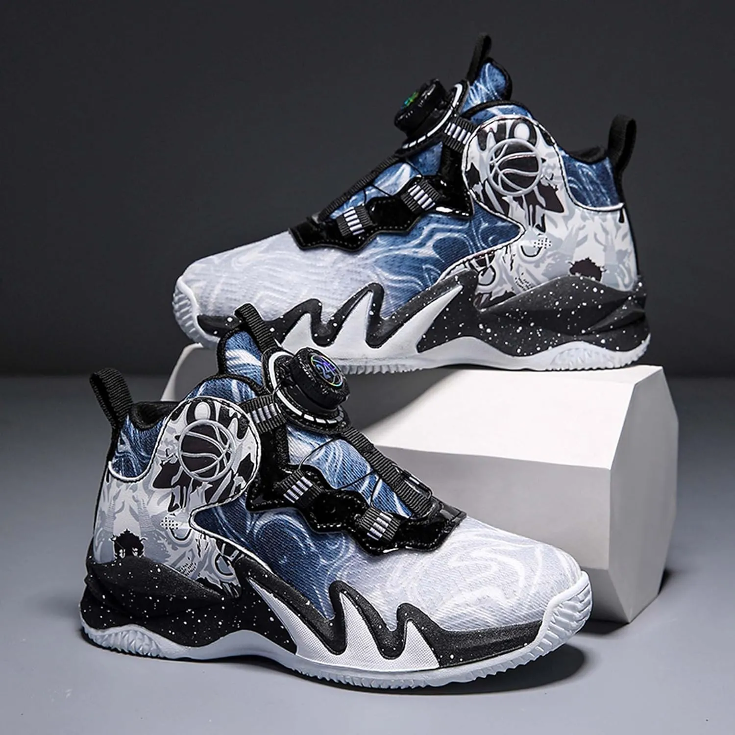 Boys Non Slip Shock Absorbing Basketball Shoes Kids Sneakers Low Top Ultra Light Breathable Casual Walking Shoes Arch Support Running Shoes Black