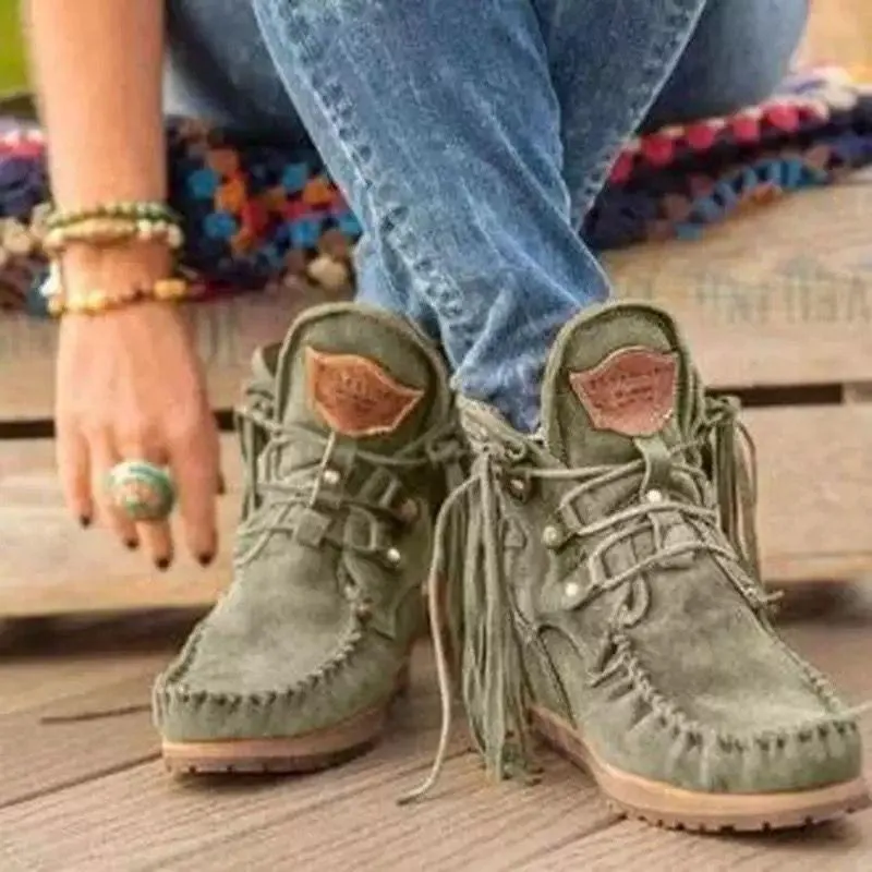 Comfortable and versatile orthopedic Boots