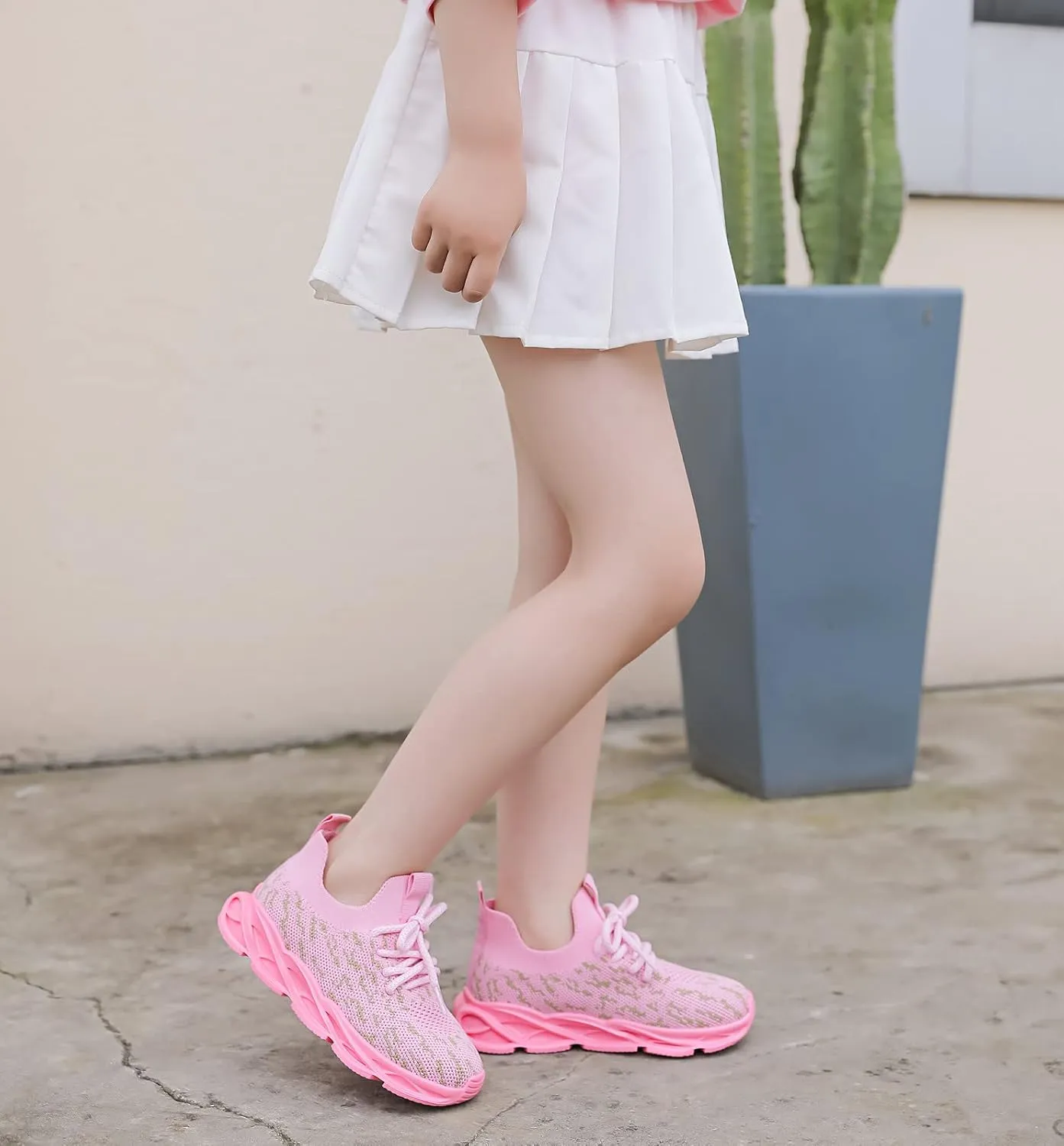 DADAWEN Boys Girls Sneakers Kids Lightweight Breathable Tennis Athletic Running Shoes for Toddler/Little Kid/Big Kid