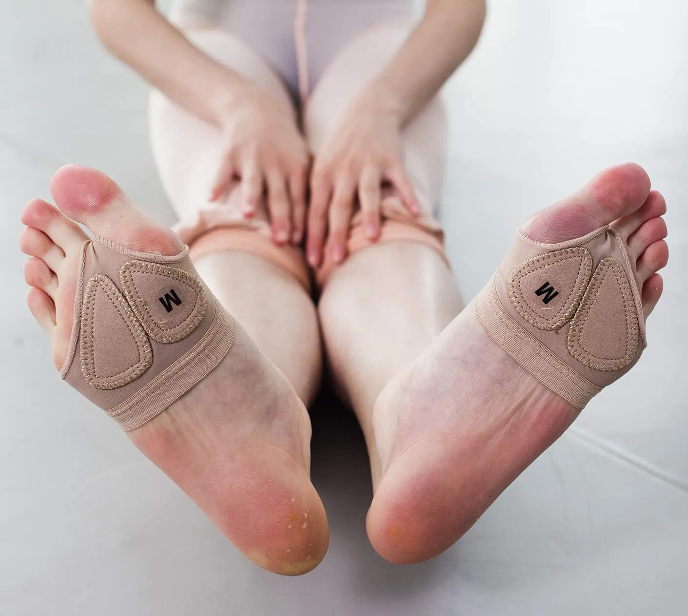 DANCEYOU Foot Undies Thongs 1/2 Pairs Lyrical Dance Paws Pads Ballet Belly Contemporary Dance Shoes for Kids Women and Men