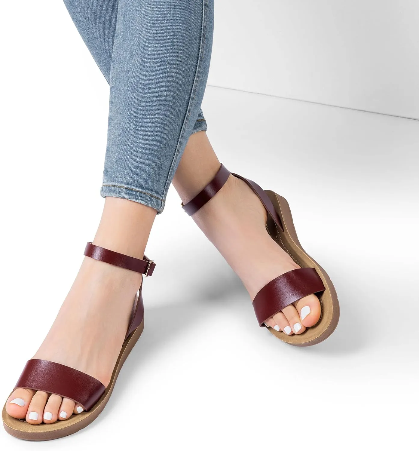 DREAM PAIRS Women’s One Band Ankle Strap Buckle Flat Sandals