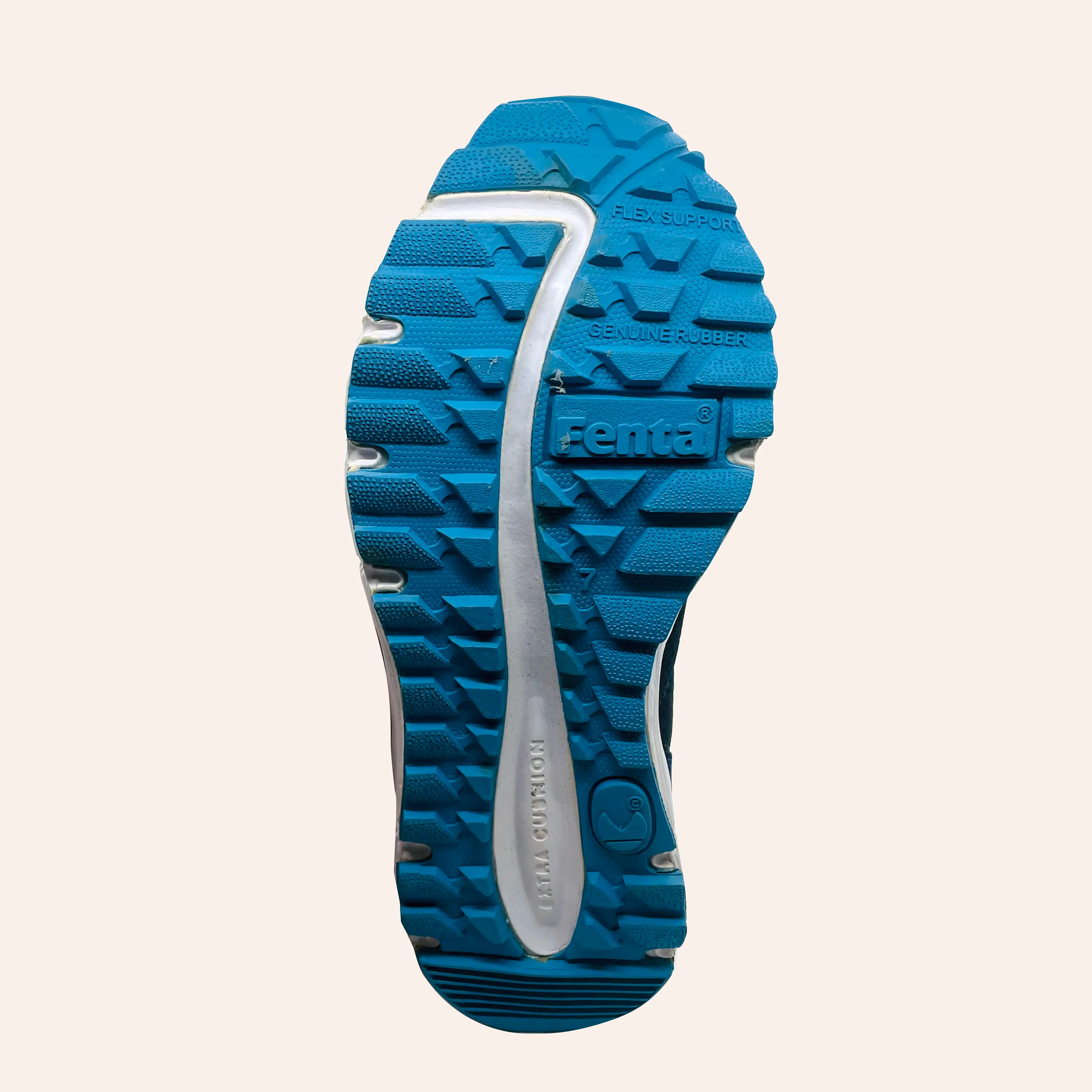 Fenta Unisex Gold Running Shoes