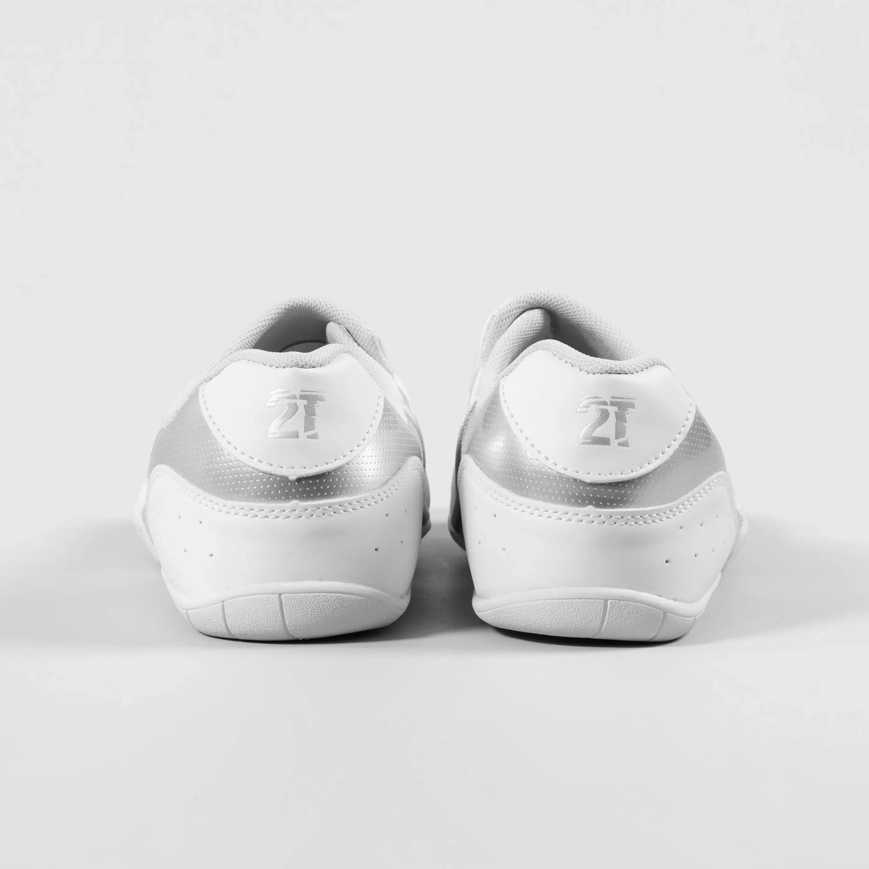 Flash' Training Shoes – White/Silver -2TUF2TAP