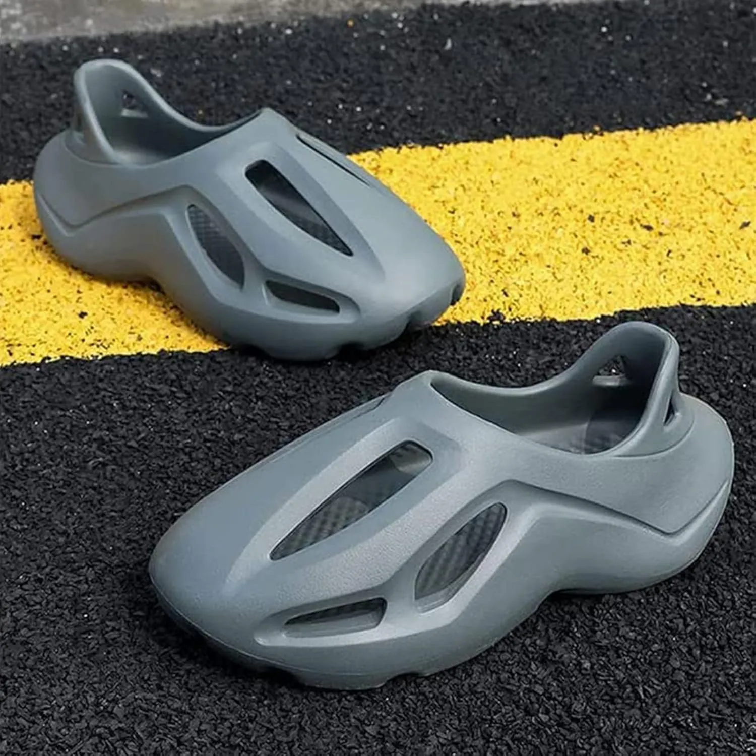 Foam Runner Shoes, Unisex Foam Runner Sneakers Pillow Cloud Shoes Non-Slip Lightweight Breathable Soft Fashion Sandals