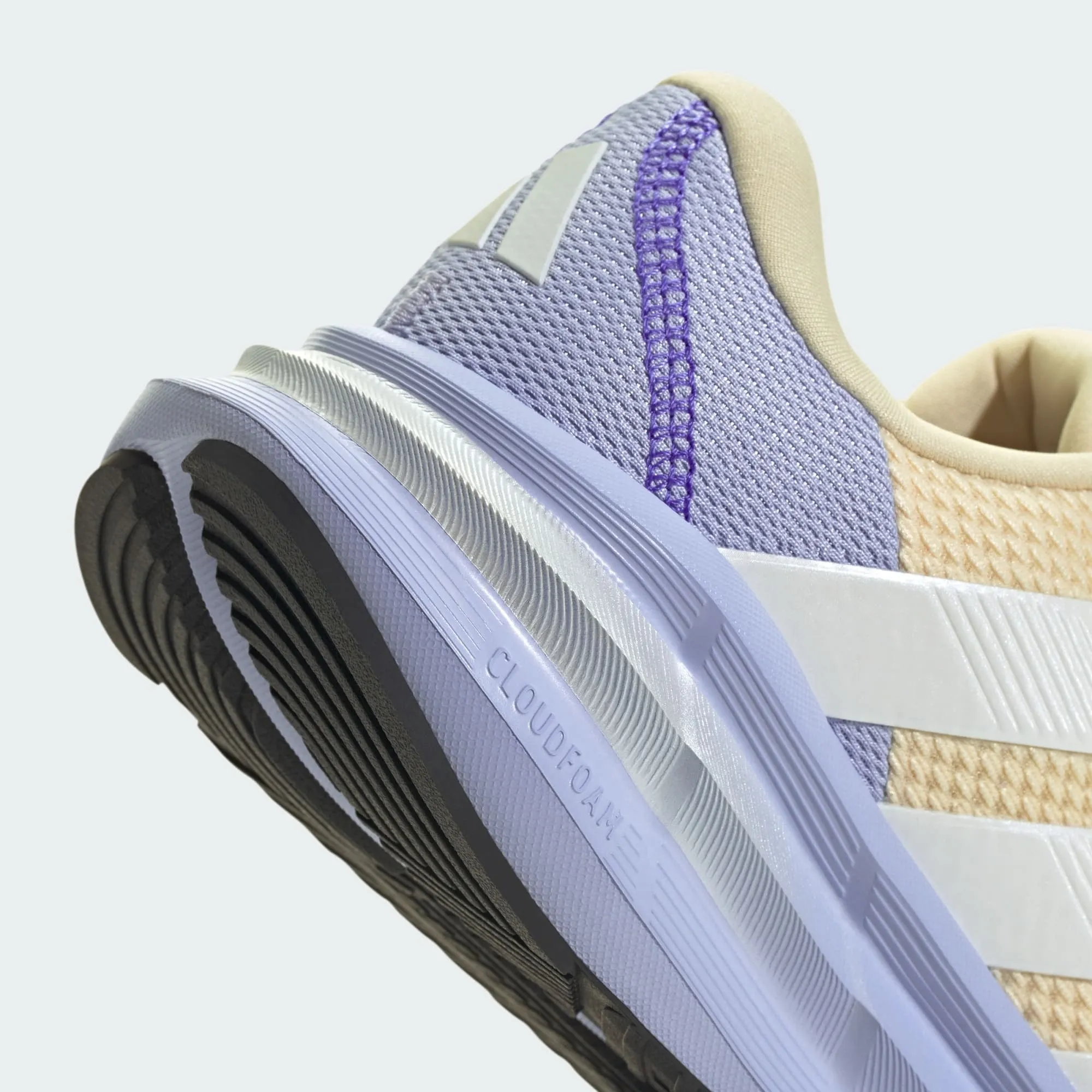 GALAXY 7 RUNNING SHOES