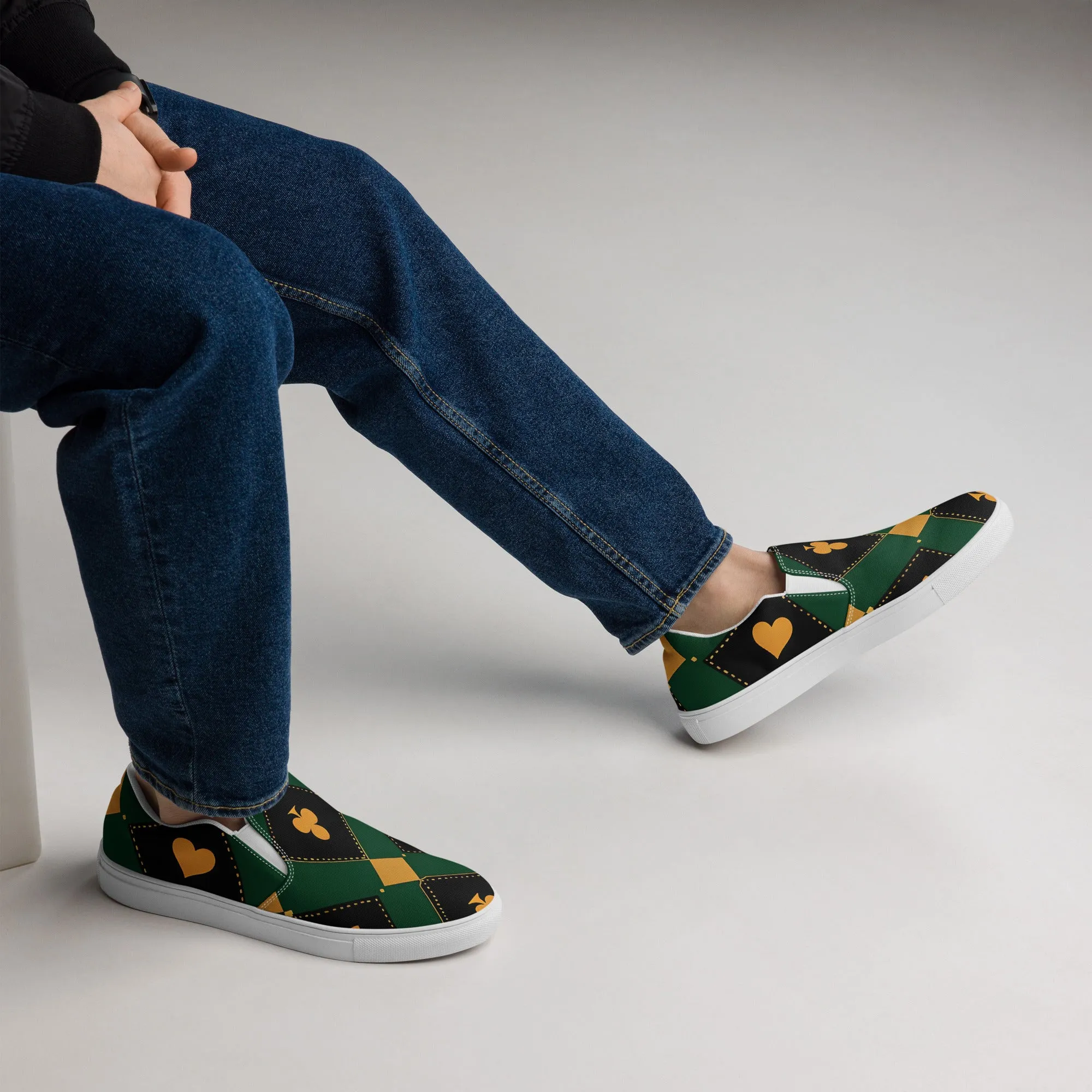 HLE Men’s slip-on canvas shoes