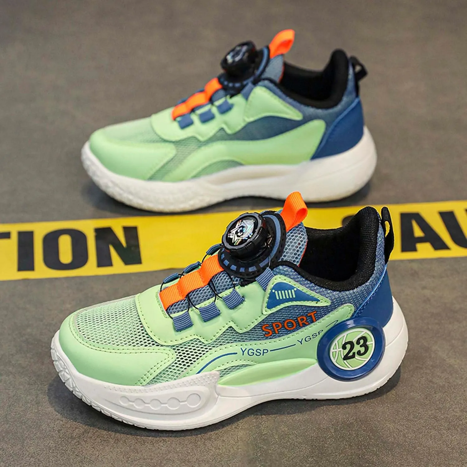 Kids Rotate Buckle Fashion Sneakers Mesh Fabric Breathable Walking Shoes Low Top Wear Resistant and Durable Hiking Shoes Rubber Sole Non Slip Comfortable Running Shoes Amusement Park Garden