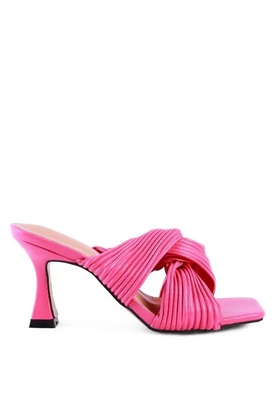 Knot Strap Slide Sandals