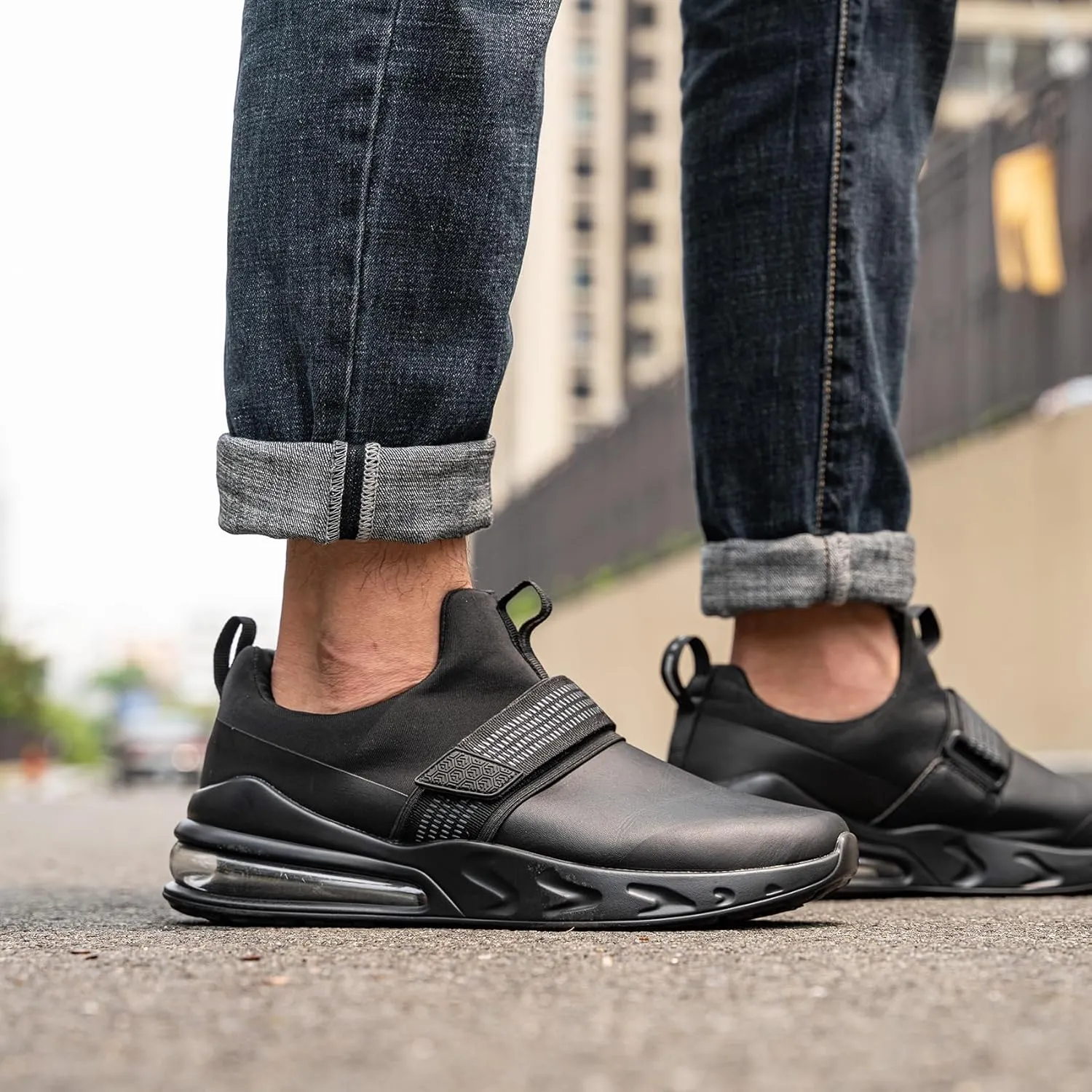 LARNMERN Non Slip Work Shoes for Men Kitchen Chef Slip Resistant Shoe Waterproof Food Service Restaurant Slip on Sneakers Walking and Casual Air Cushion Working Footwear Black