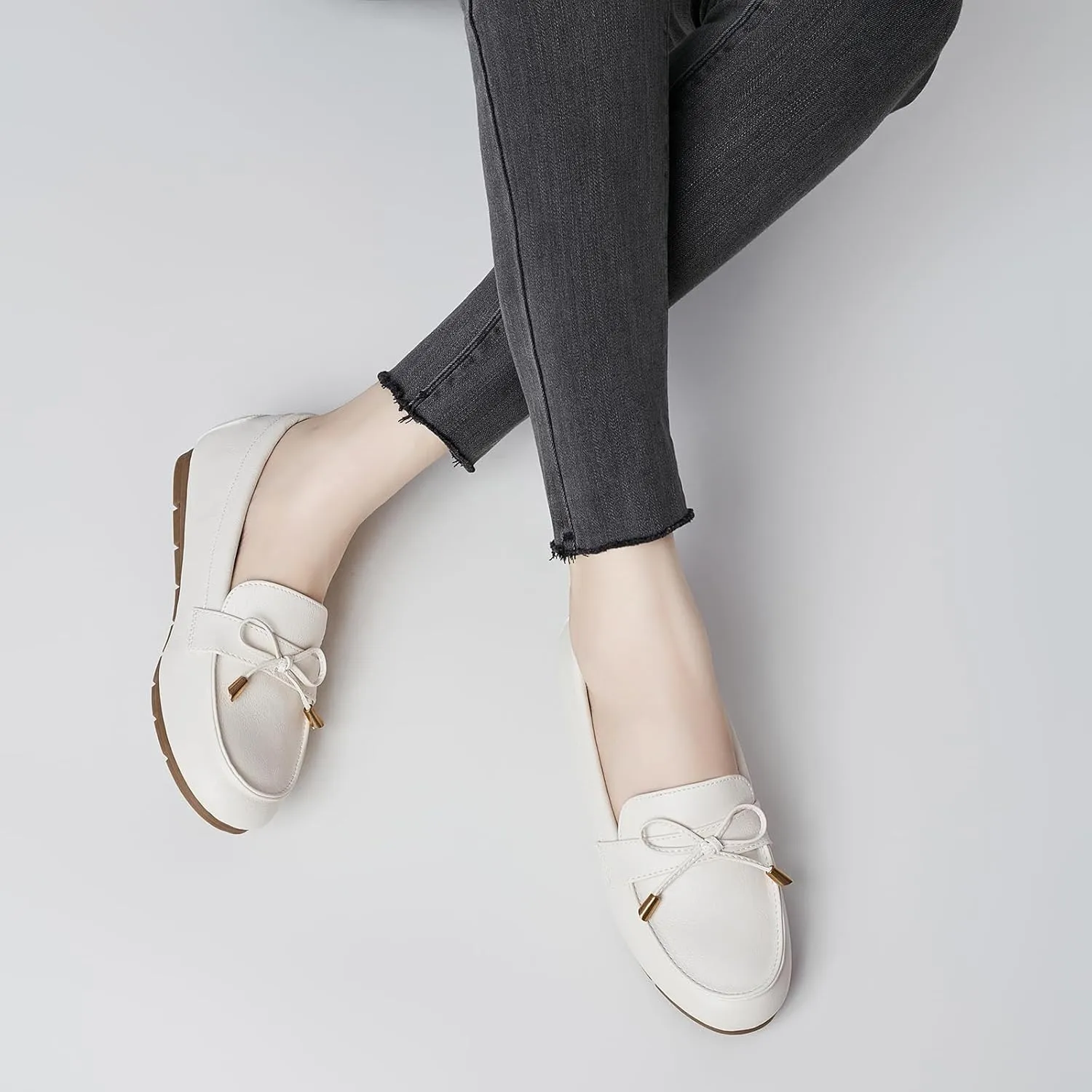Loafers for Women Slip On Flats Shoes Non Slip Work Shoes Comfort Soft Business Casual Walking Womens Loafers