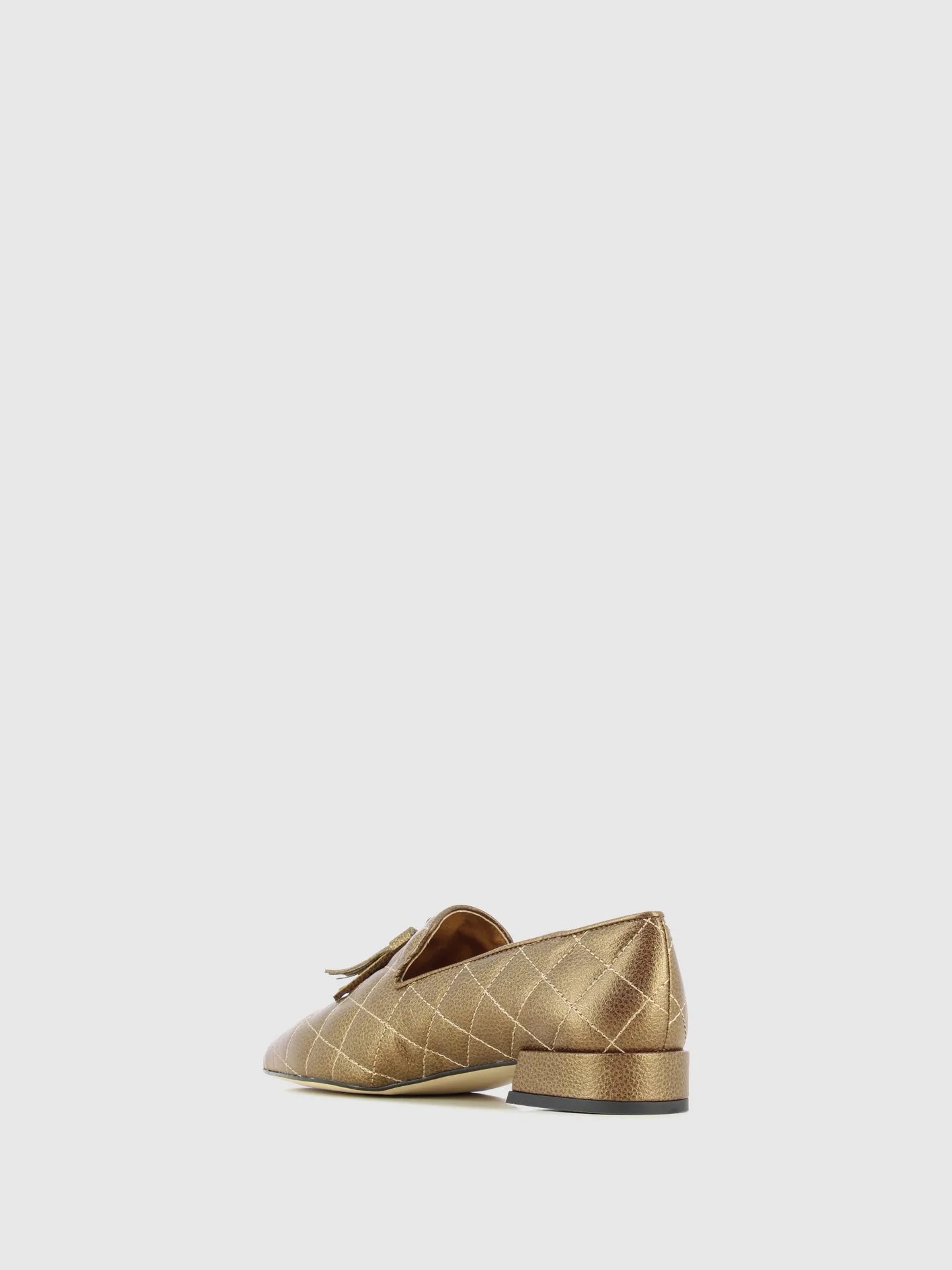 Loafers Pontiagudas em Taupe