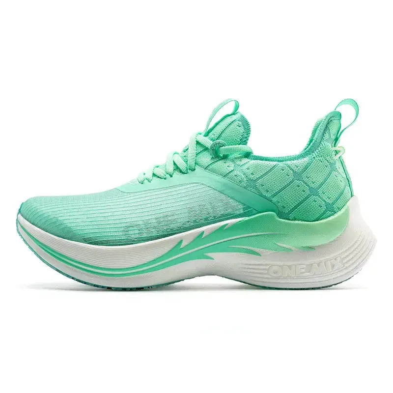 Lyra – Advanced Carbon Plate Running Shoes for Enhanced Performance & Breathable Comfort