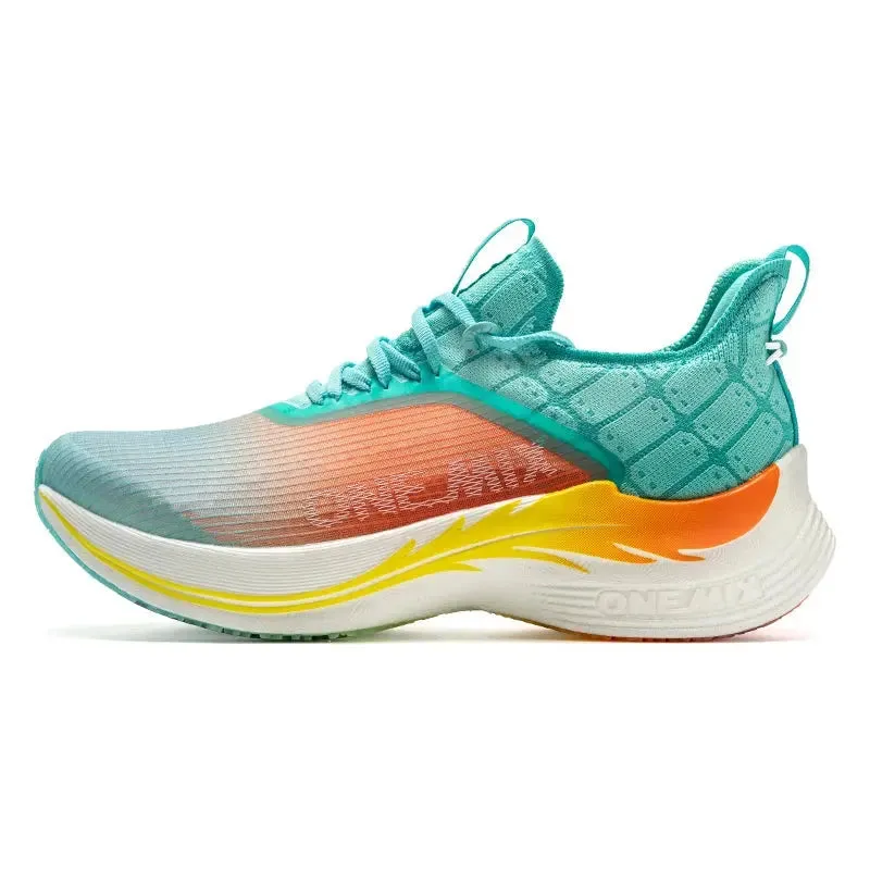 Lyra – Advanced Carbon Plate Running Shoes for Enhanced Performance & Breathable Comfort
