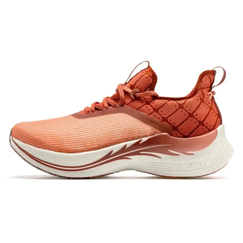 Lyra – Advanced Carbon Plate Running Shoes for Enhanced Performance & Breathable Comfort