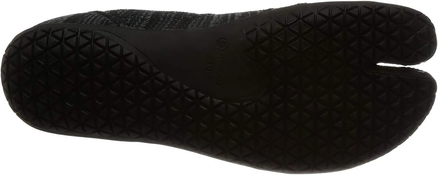 Marugo] hitoe - Unisex Tabi Style, Minimalism Barefoot Core Training Shoes, Seamless Upper with Rubber Outsole.