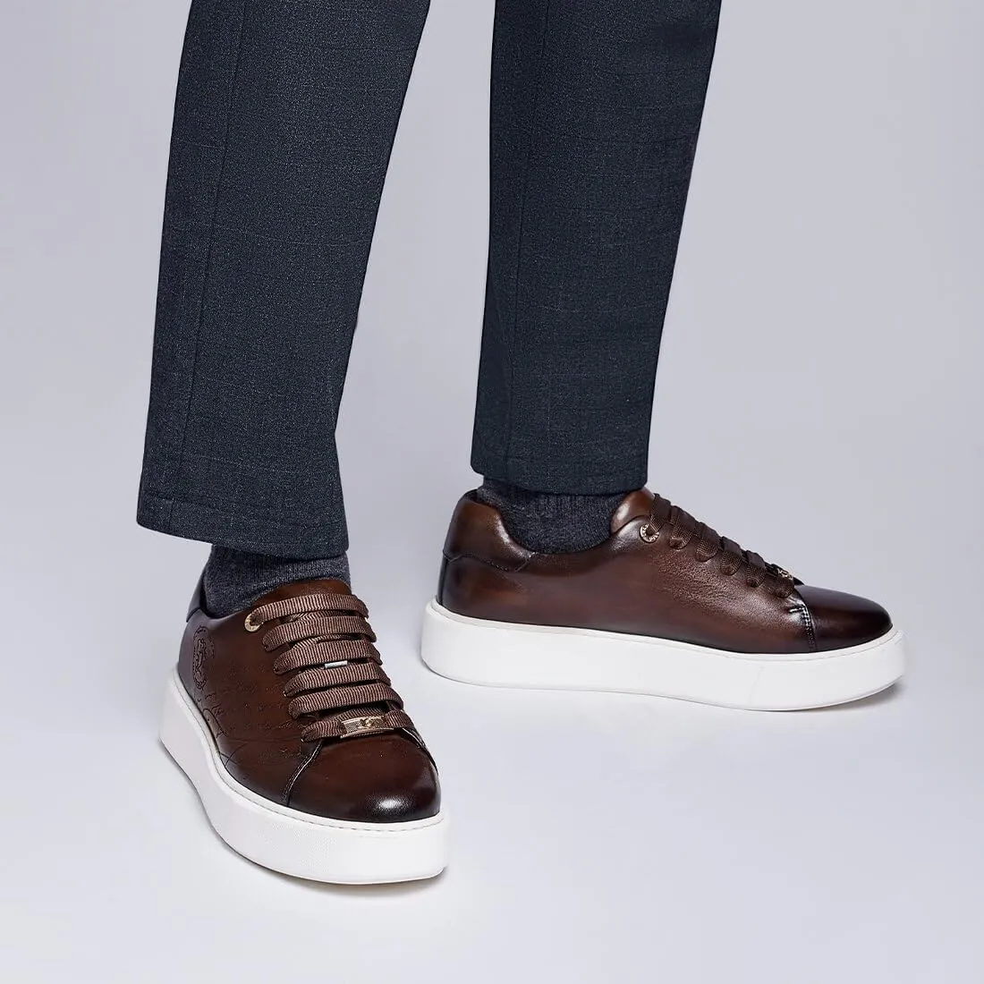 Men's Casual Dress Sneakers Genuine Italian Cowhide Leather Business Walking Shoes Lightweight Fashion with XL Extralight Sole