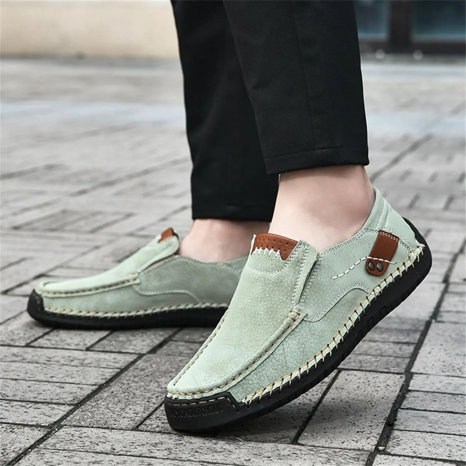 Men's Casual Shoes 2025 Breathable Comfy Flat Bottom Bussiness Casual Shoes for Work Slip on Non Slip Plus Size Leather Loafers for Men