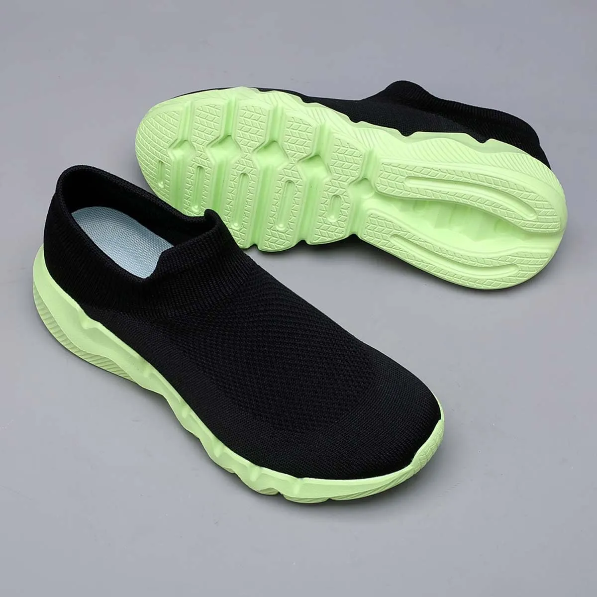 Men's Women's Knitted Mesh Fashion Breathable Ankle-High Road Running Shoes Soft Sneakers Shoes Trainers Shoes
