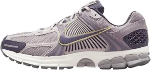 Nike Zoom Vomero 5 Men's Shoes (HQ3643-019, Platinum Violet/Light Violet Ore/Team Gold/Dark Raisin) Size 13