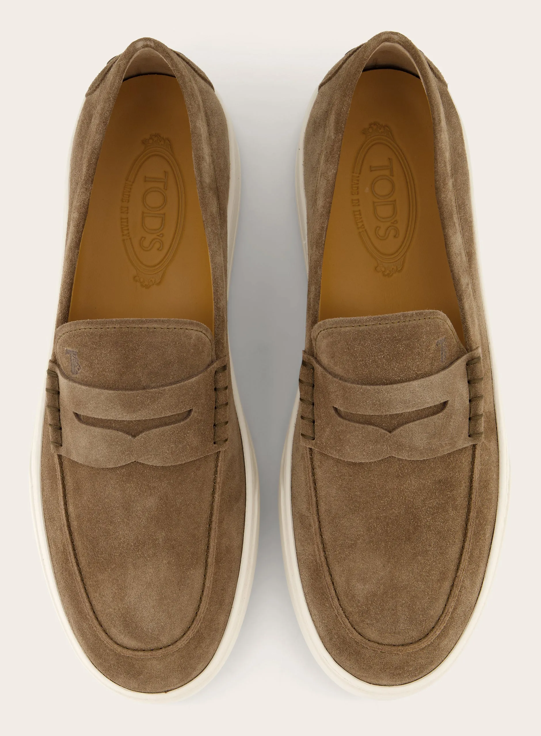 Penny loafers van suède