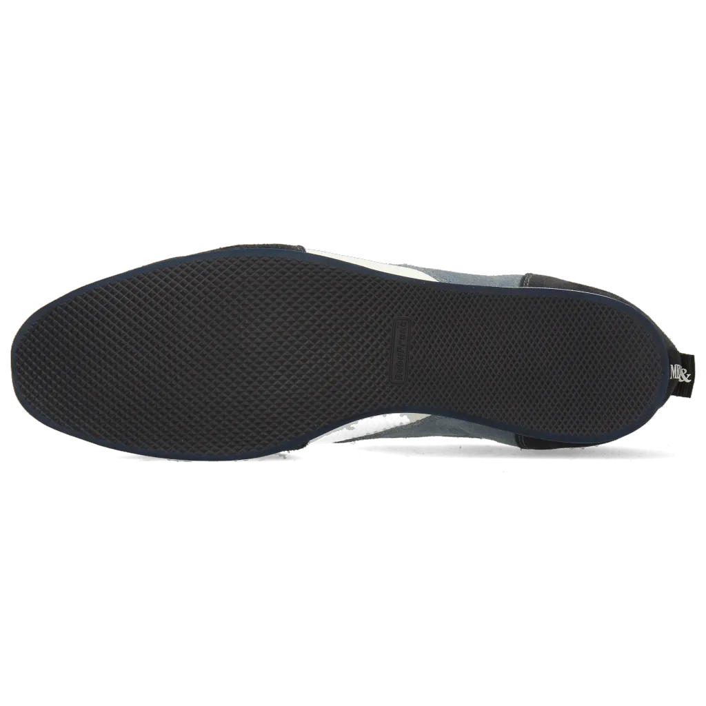 Pharell 11