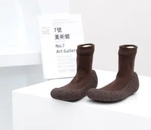 Quiet Non-Slip Yoga Socks and Shoes for Women, Perfect for Indoor Pilates and Yoga, Built-In Socks and Shoes, Shock-Absorbing Soft Sole Athletic Shoes