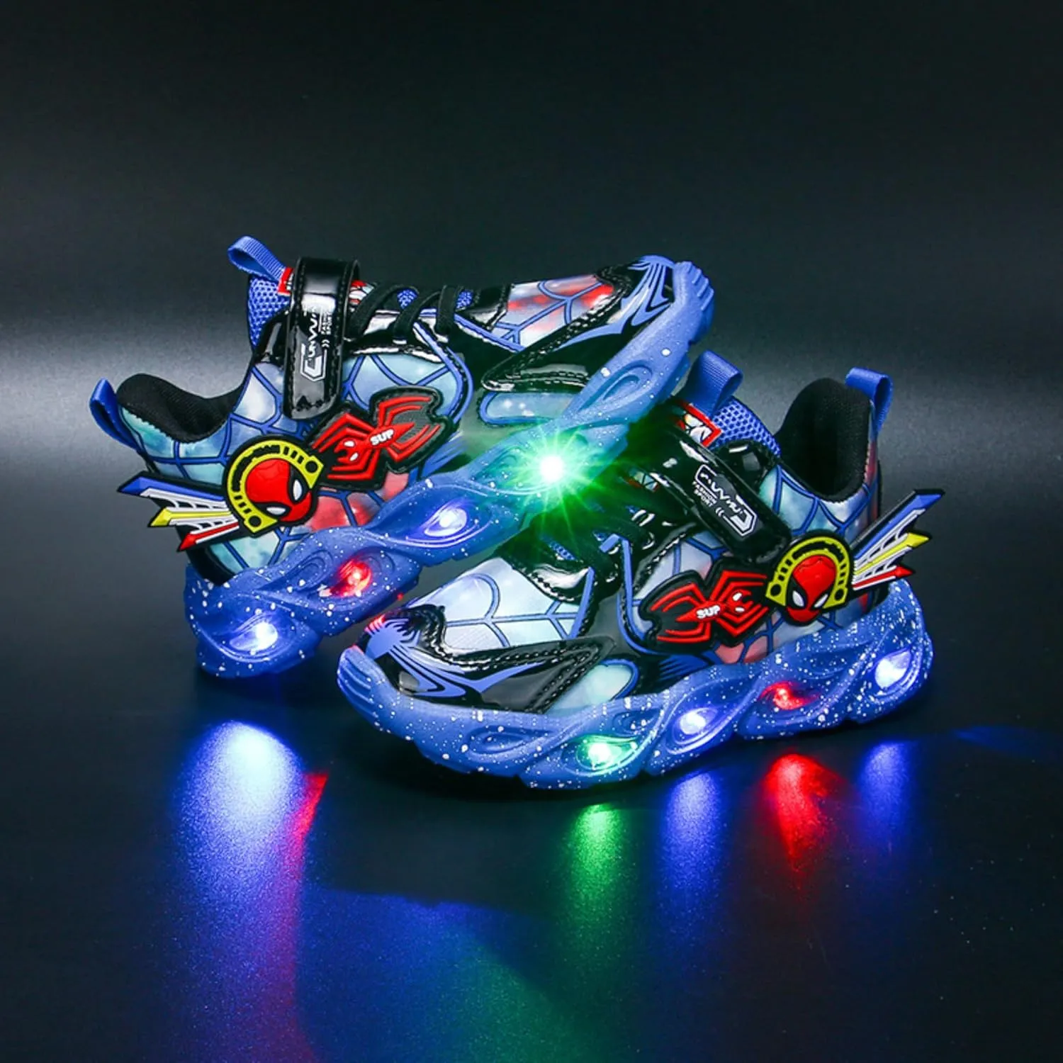 RAYCHY Children's Casual Shoes Boys Breathable Non-Slip Light Sneakers Unisex Luminous Sneakers for Girls Sport Running Shoes