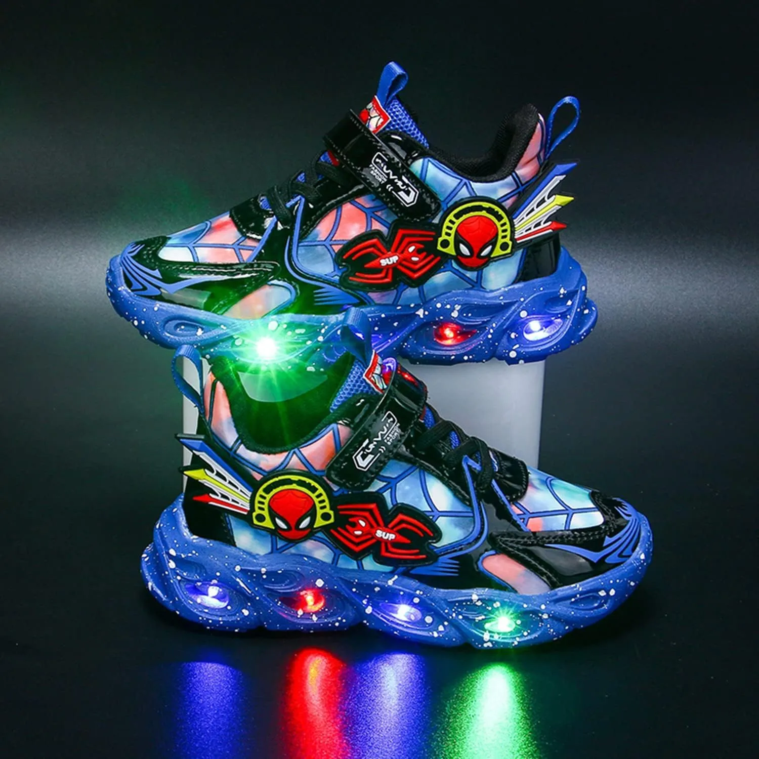 RAYCHY Children's Casual Shoes Boys Breathable Non-Slip Light Sneakers Unisex Luminous Sneakers for Girls Sport Running Shoes
