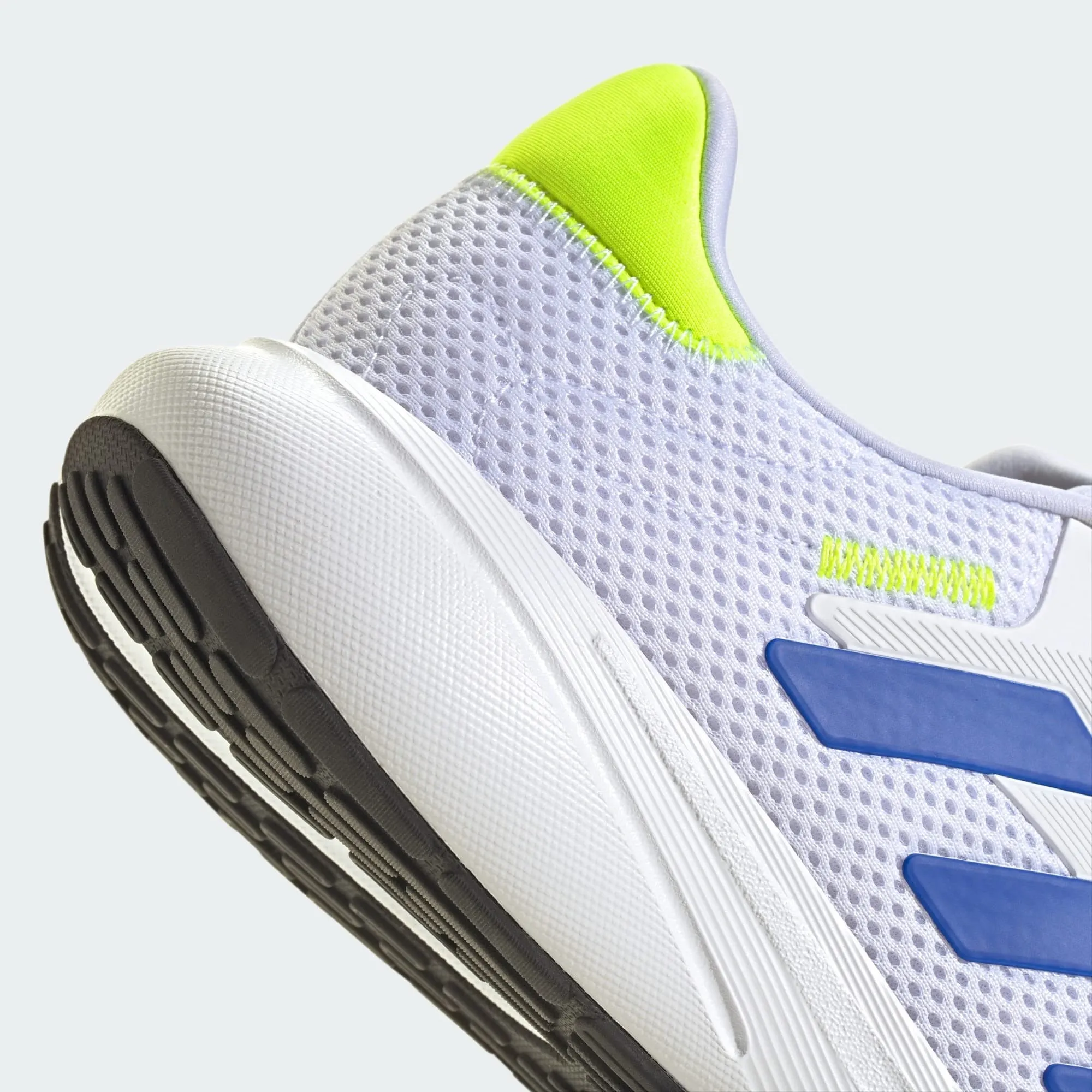 RESPONSE RUNNER SHOES