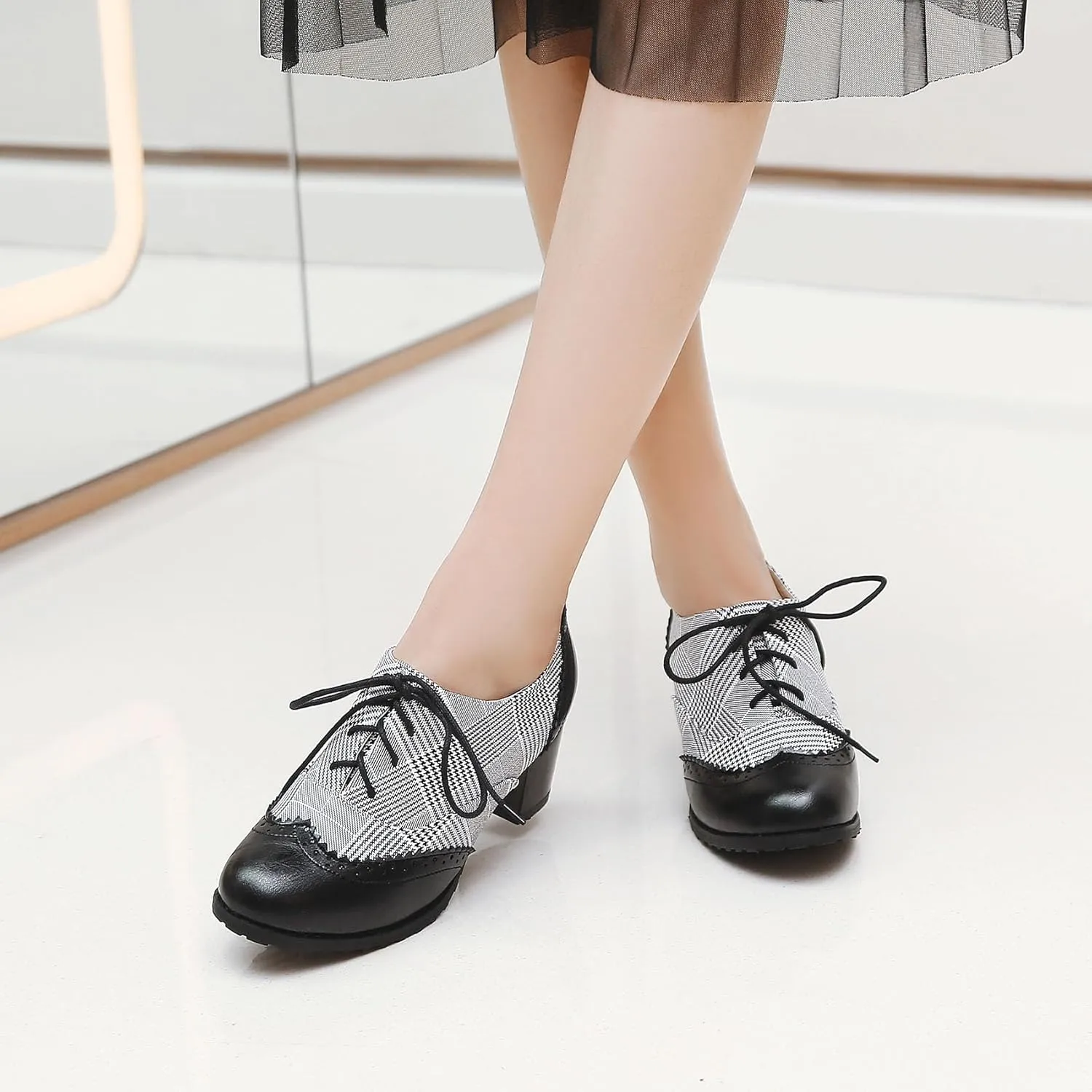 SHEMEE Women's Retro Wingtip Block Heel Lace Up Oxfords Stacked Chunky High Heels Pumps Vintage Round Toe Brogues Dress Shoes