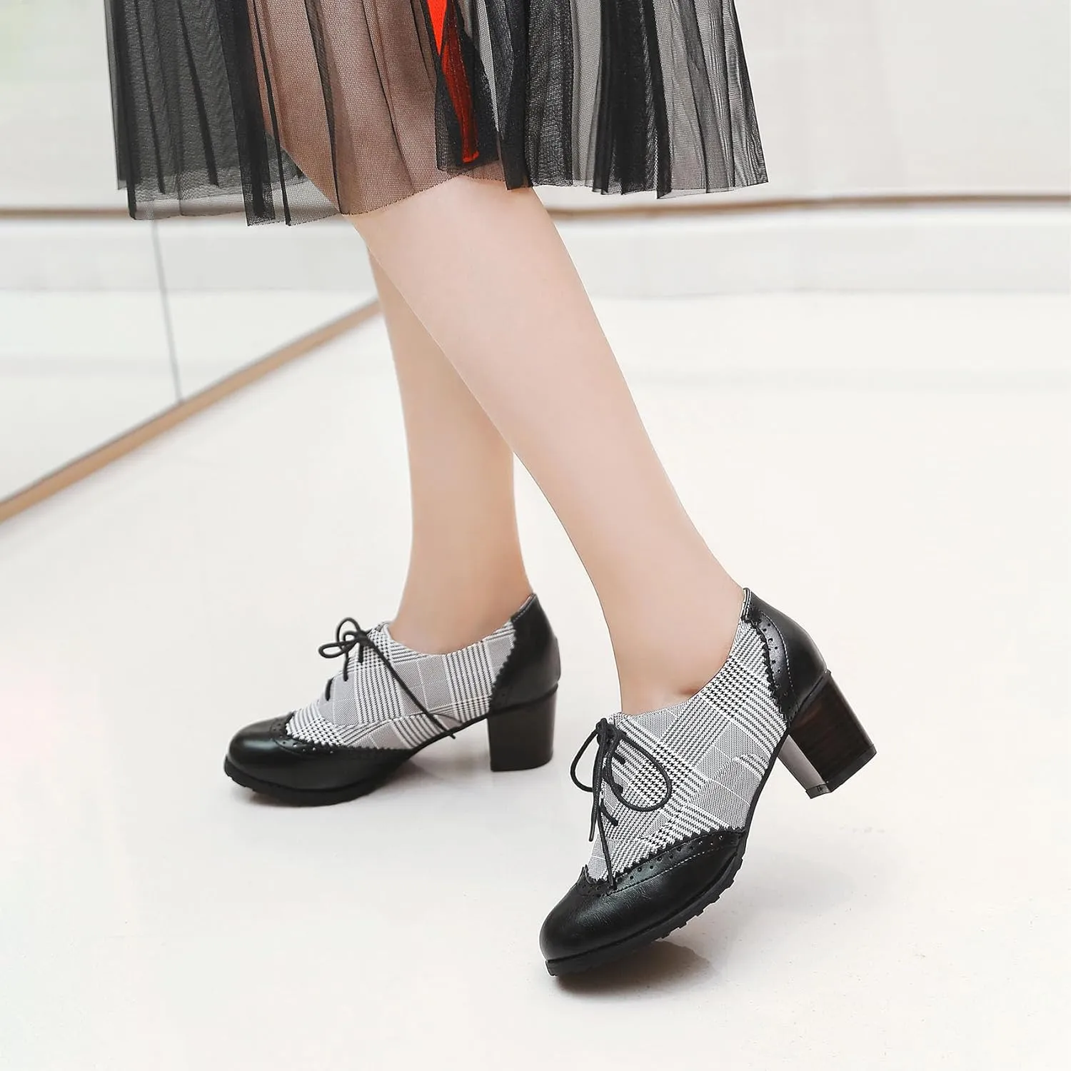 SHEMEE Women's Retro Wingtip Block Heel Lace Up Oxfords Stacked Chunky High Heels Pumps Vintage Round Toe Brogues Dress Shoes