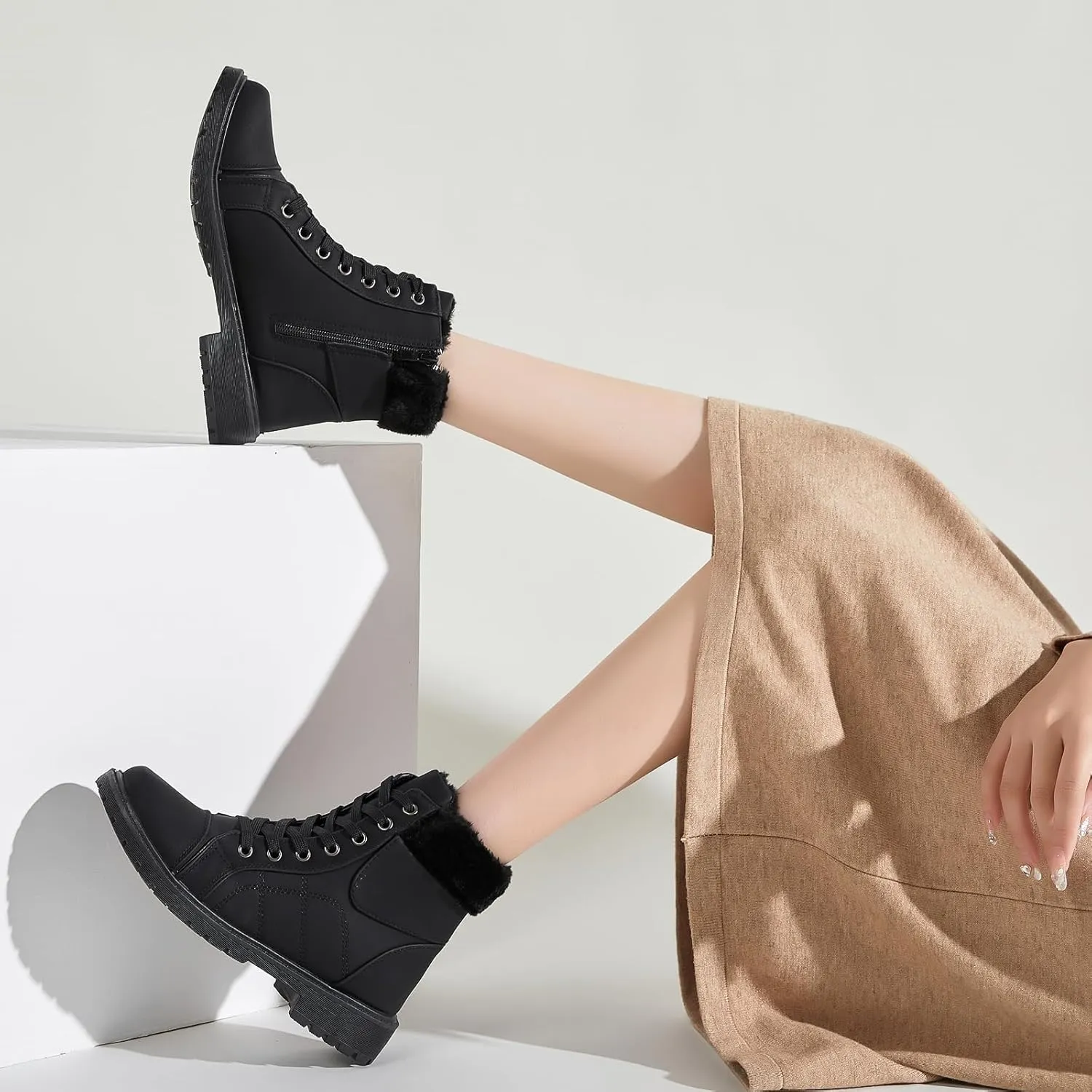 Shupua Winter Ankle Boots for Women Hiking Boots Waterproof Combat Boots Warm Lace Up Boots Snow Bootie Low Heel
