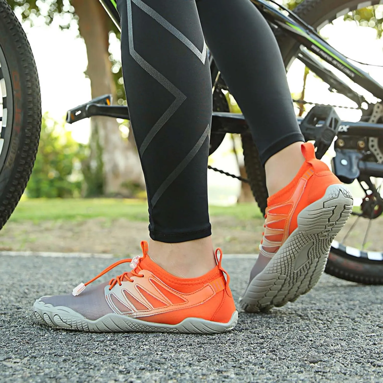 Unisex Walking Shoes Non-Slip Soft Bottom Fitness Dance Training Shoes Lightweight Barefoot Shoes Breathable Bicycle Shoes Outdoor Beach Swimming Water Shoes