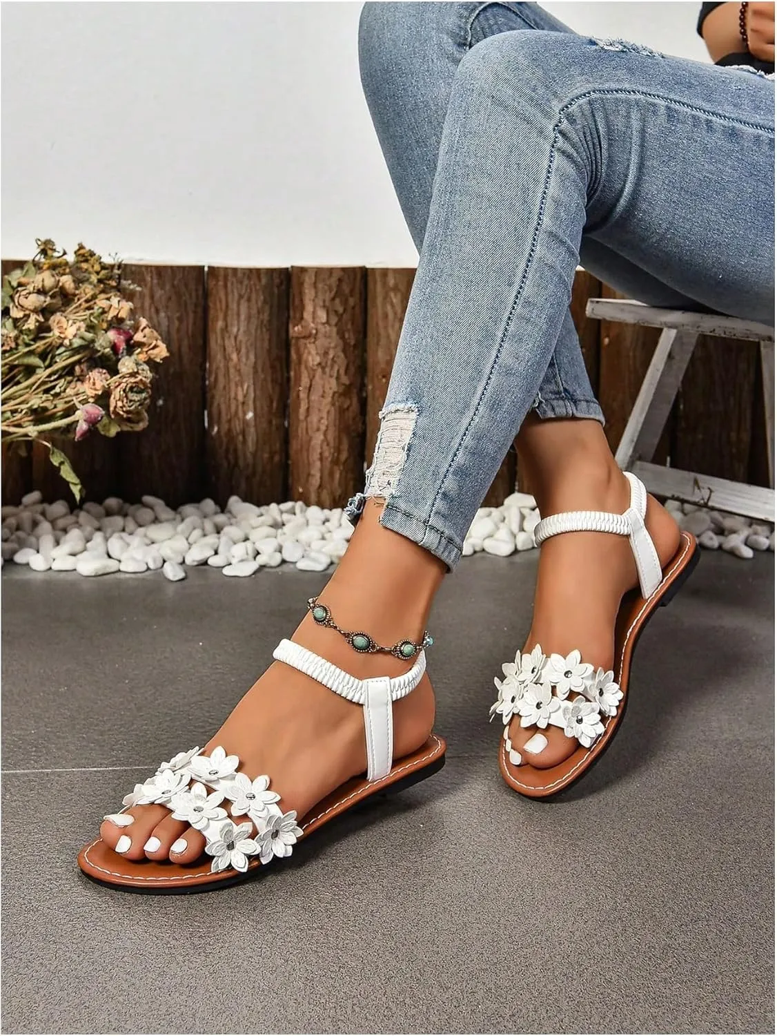 Verdusa Women's Summer Sandals Flower Leather Flat Sandals with Ankle Strap