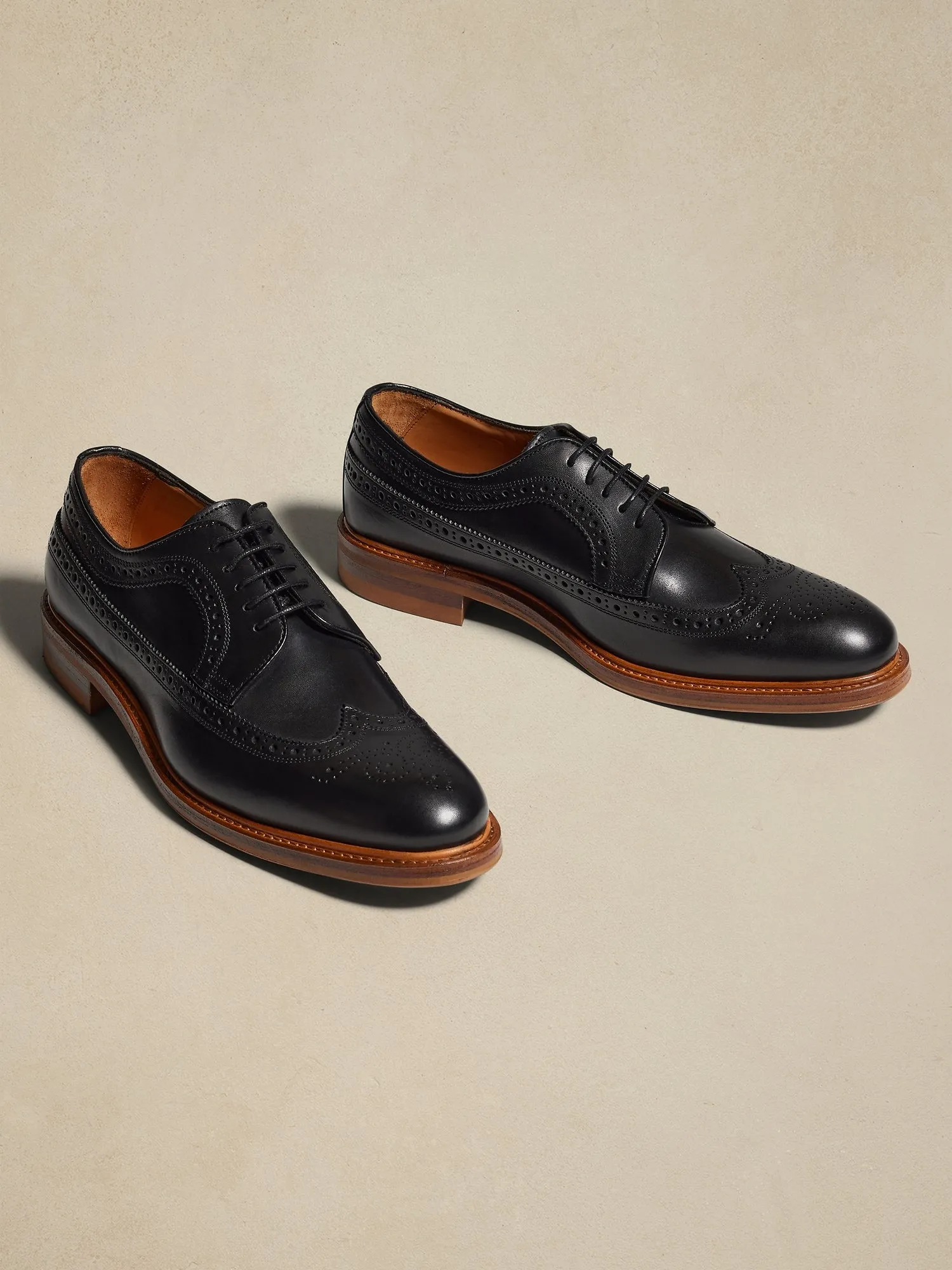 Vincent Brogue Dress Shoe