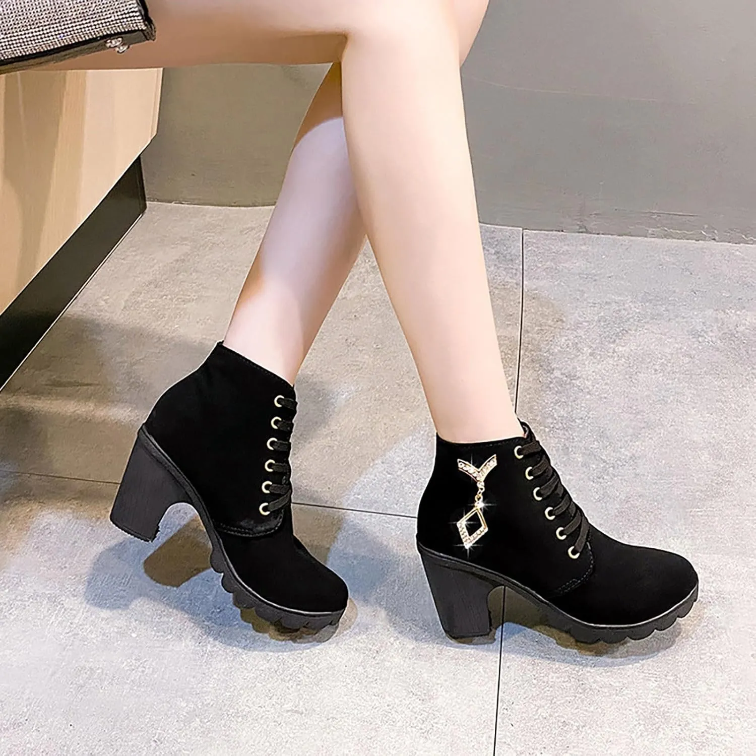 Women Boots Round Toe Chunky Heel Crystal Pendant Ankle Boots Lug Sole Lace up Trendy Dressy Shining Boots for Women