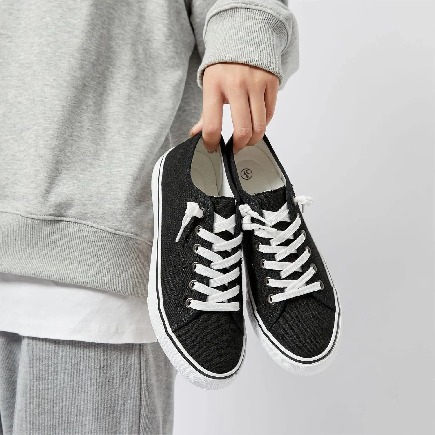Women Canvas Sneaker Slip On Non Slip Casual Shoes Lace Up Canvas Low Top White Shoes Loafers for Women Fashion Black Sneaker