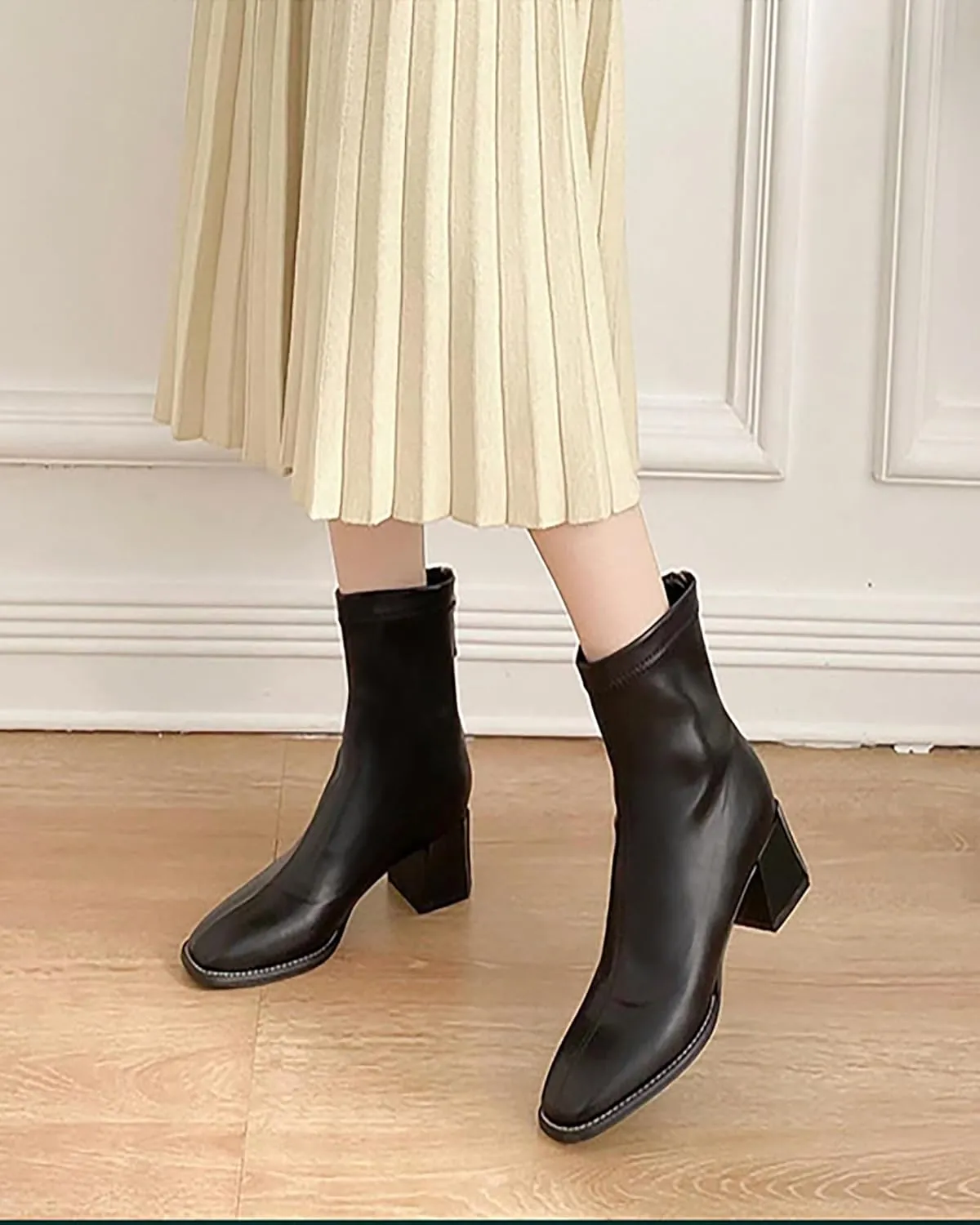 Women's Chelsea Chunky Heeled Ankle Boots Fleece Lining PU Upper Solid Color Comfort Booties