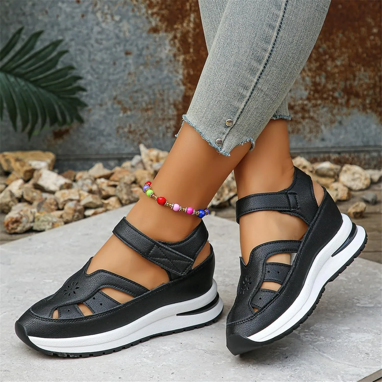 Women's Hollow Out Sandals Breathable Platform Wedge Sandal Leather Closed Toe Shoes Comfortable Casual Roman Sandals Height-Boosting Thick Sole Shoe 2025 Stylish Dressy Business Shoes