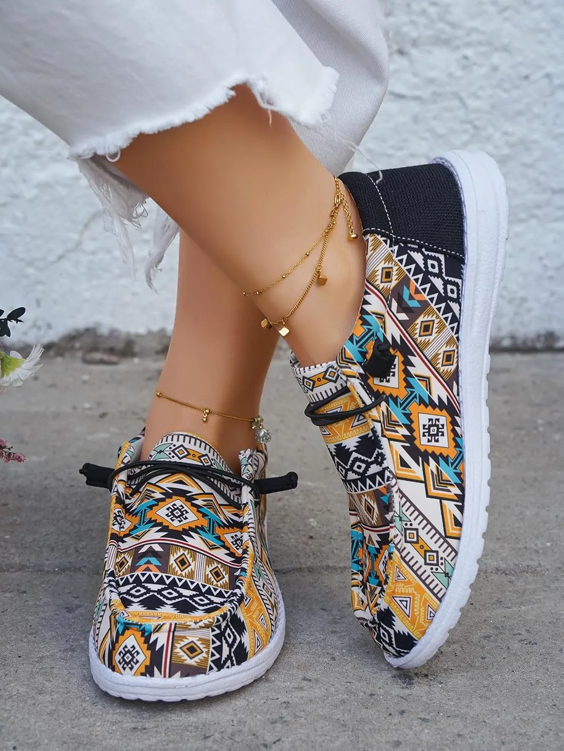 Women's Lace-up Loafers Canvas Loafers with Arch Support Color Painted Wide Width Walking Sneakers Comfortable Slip-on Sneakers