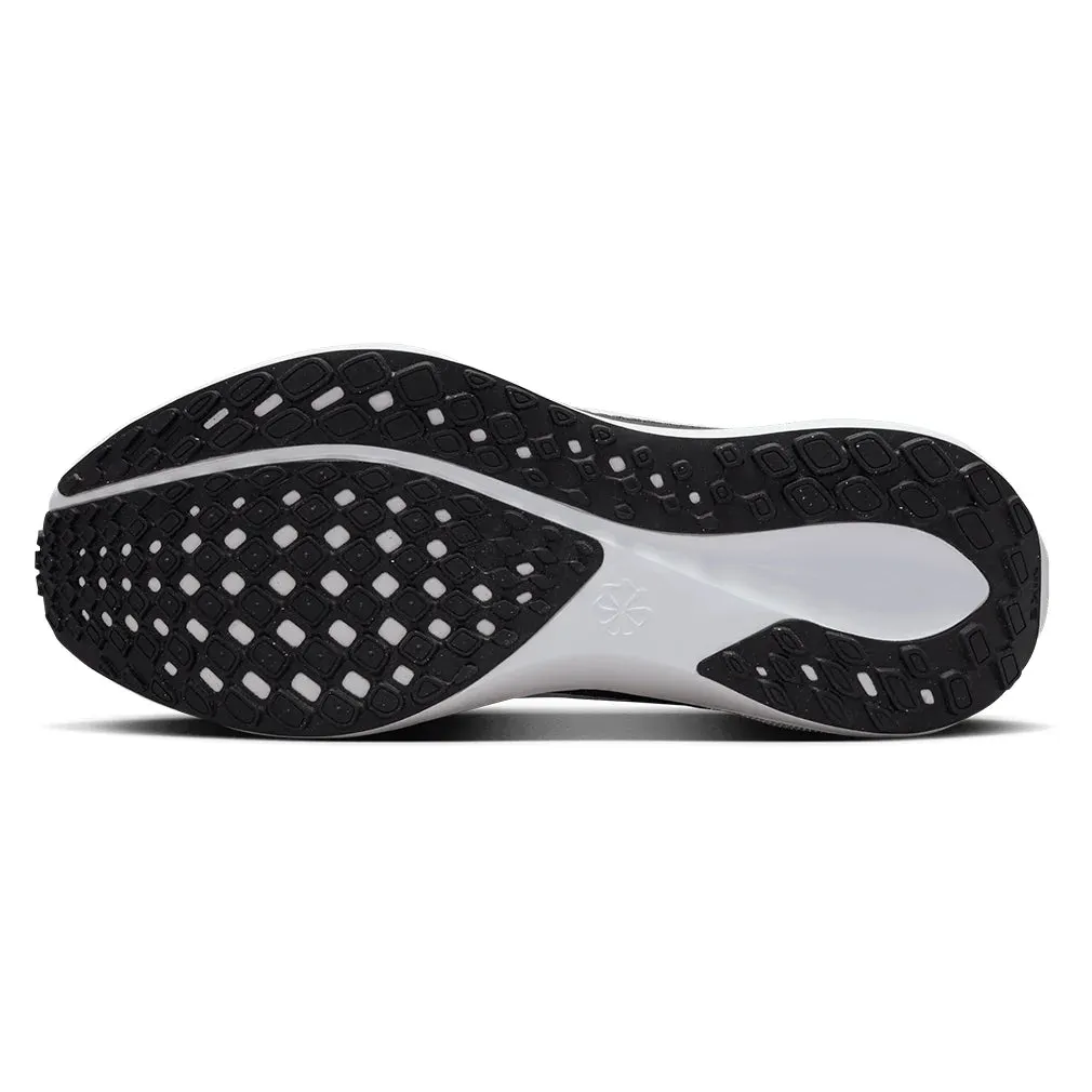 Women`s Pegasus 41 Running Shoes Black and White