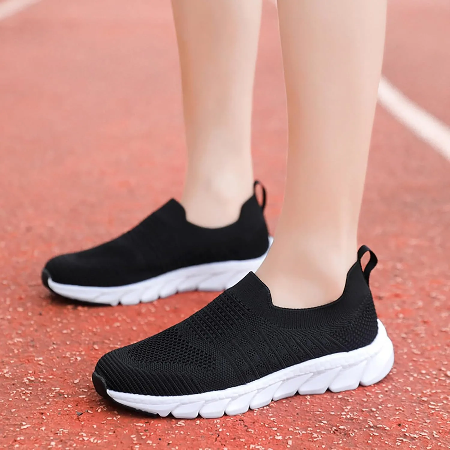 Women's Slip On Sneakers Lightweight Breathable Non Slip Work Shoes Women Walking Men's Casual Shoes Walking Sneakers White Tennis Shoe White Loafers