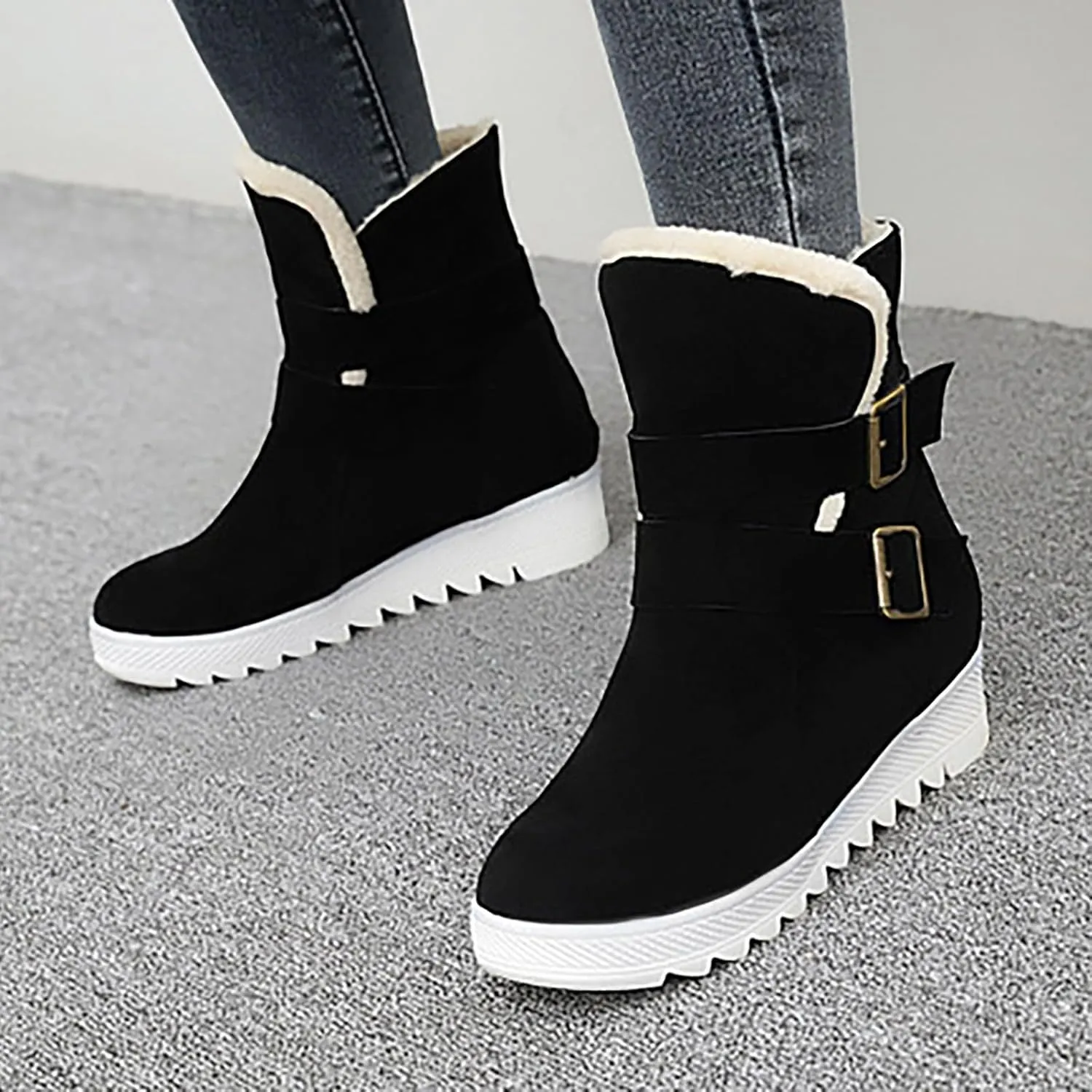 Women's Snow Boots Platform Suede Buckle Strap Anti-slip Winter Boots Classic Fuzzy Fur Booties Cold Weather Lace Up Ankle Boots Ladies Walking Hiking Booties